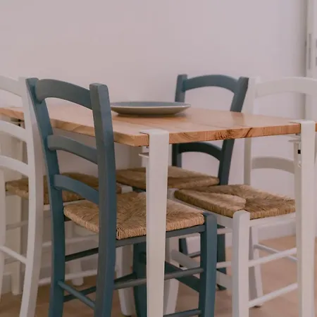 Tiny House In The Historic Centre Of Soverato 度假居