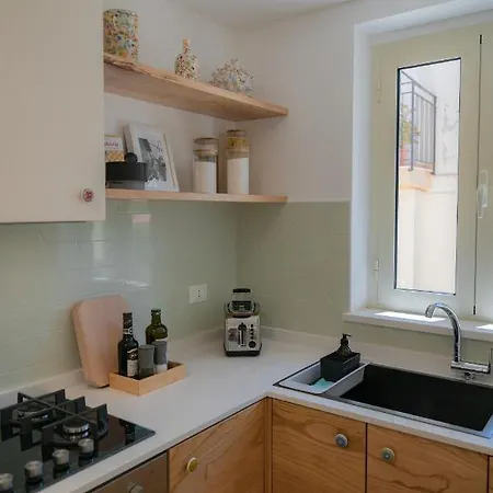 Tiny House In The Historic Centre Of Soverato