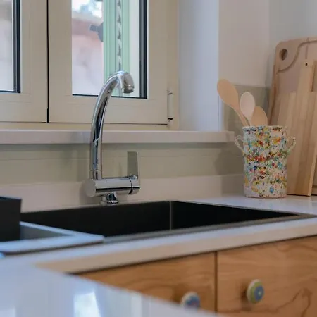 Tiny House In The Historic Centre Of Soverato *